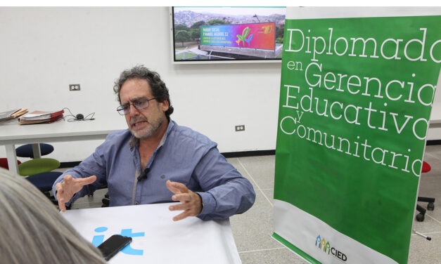 «La vocación del director de escuela ha permanecido en este momento más cruel»