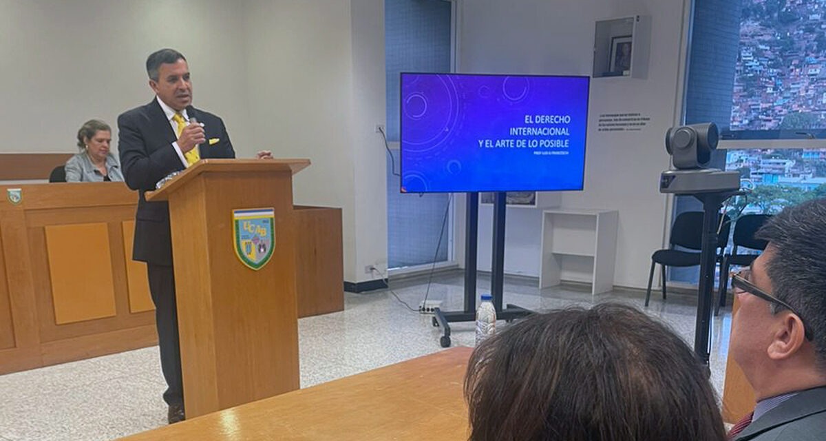 Experto ucabista Luis Franceschi habló de justicia global