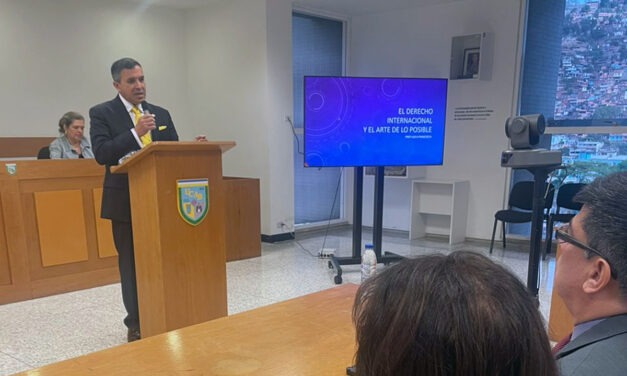 Experto ucabista Luis Franceschi habló de justicia global