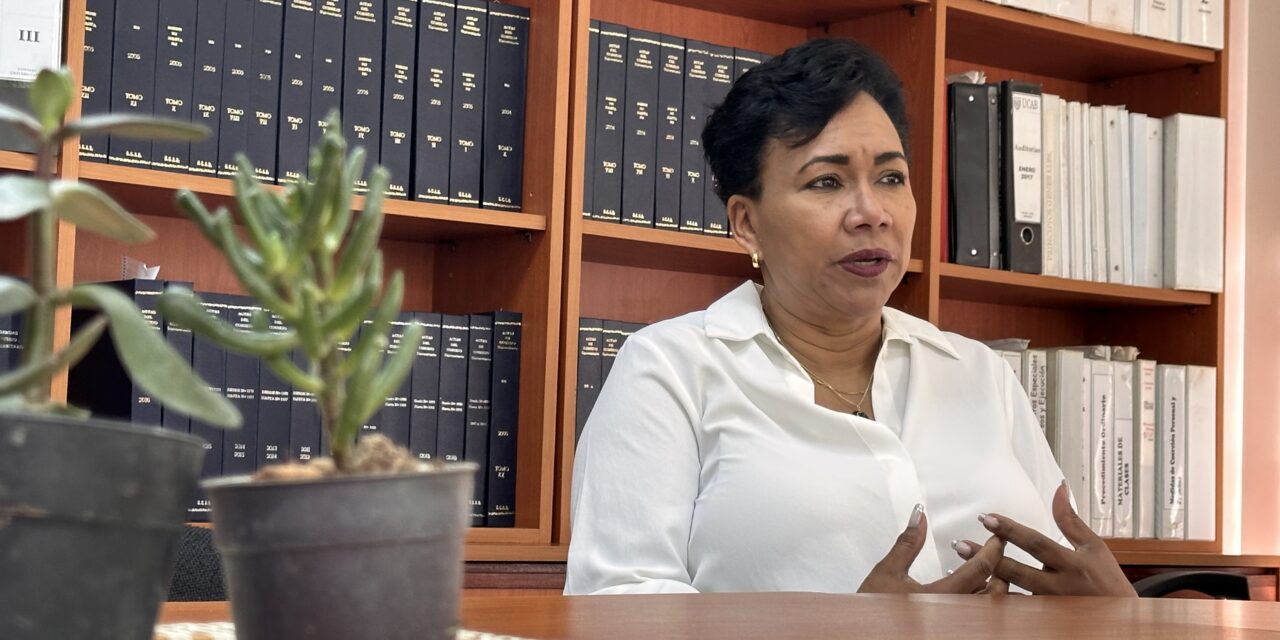 Magaly Vásquez: nueva Ley de Universidades debe eliminar discrecionalidad ministerial